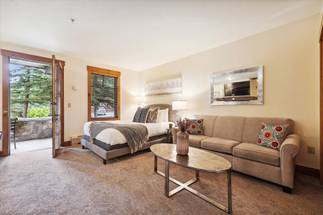 Living Area - Mountain Thunder Lodge 5104 - Breckenridge Vacation Rental Living Area - Mountain Thunder Lodge 5104 - Breckenridge Vacation Rental