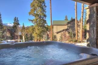 Hot Tub - Riverwood Retreat - Breckenridge Vacation Rental Hot Tub - Riverwood Retreat - Breckenridge Vacation Rental