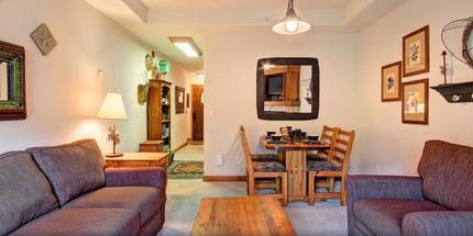 Dining Area, Tyra Riverbend 111, Breckenridge Vacation Rental Dining Area, Tyra Riverbend 111, Breckenridge Vacation Rental