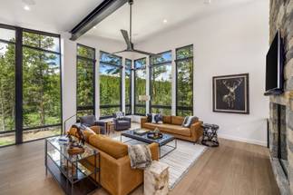 Living Area - The Blue River House at Breckenridge - Breckenridge Vacation Rental Living Area - The Blue River House at Breckenridge - Breckenridge Vacation Rental