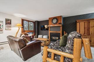 Living Area - Ski Hill 34 - Breckenridge Vacation Rental Living Area - Ski Hill 34 - Breckenridge Vacation Rental