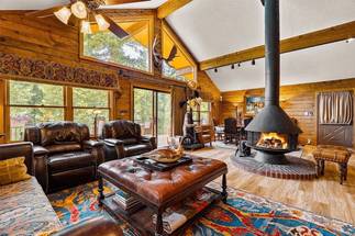 Living Area - Serendipity Lodge - Breckenridge Vacation Rental Living Area - Serendipity Lodge - Breckenridge Vacation Rental