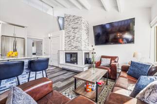 Living Room - Lift Condo 301A - Breckenridge Vacation Rental Living Room - Lift Condo 301A - Breckenridge Vacation Rental